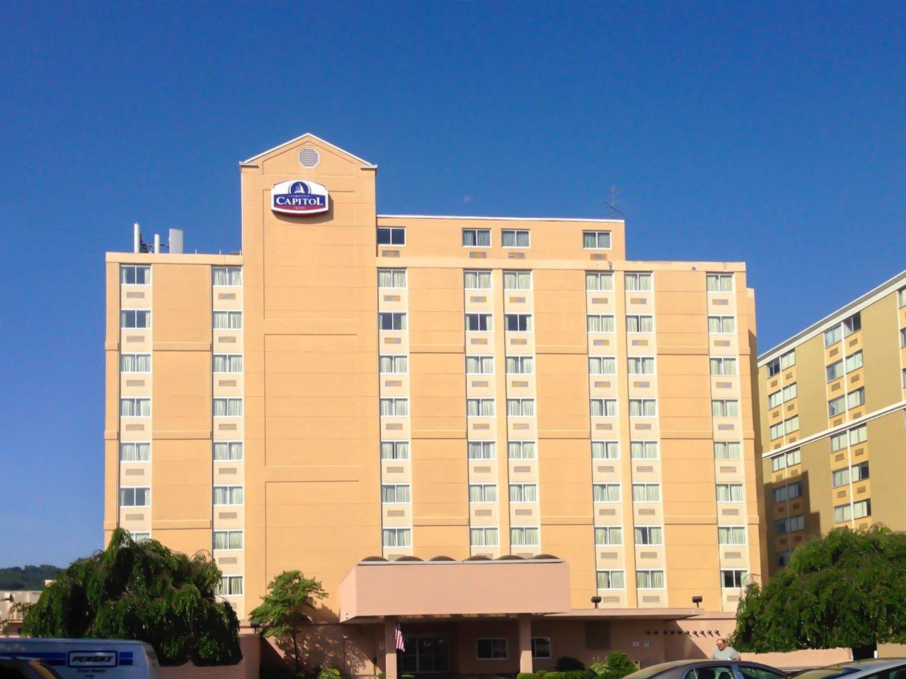 Charleston Tower Hotel Exterior photo